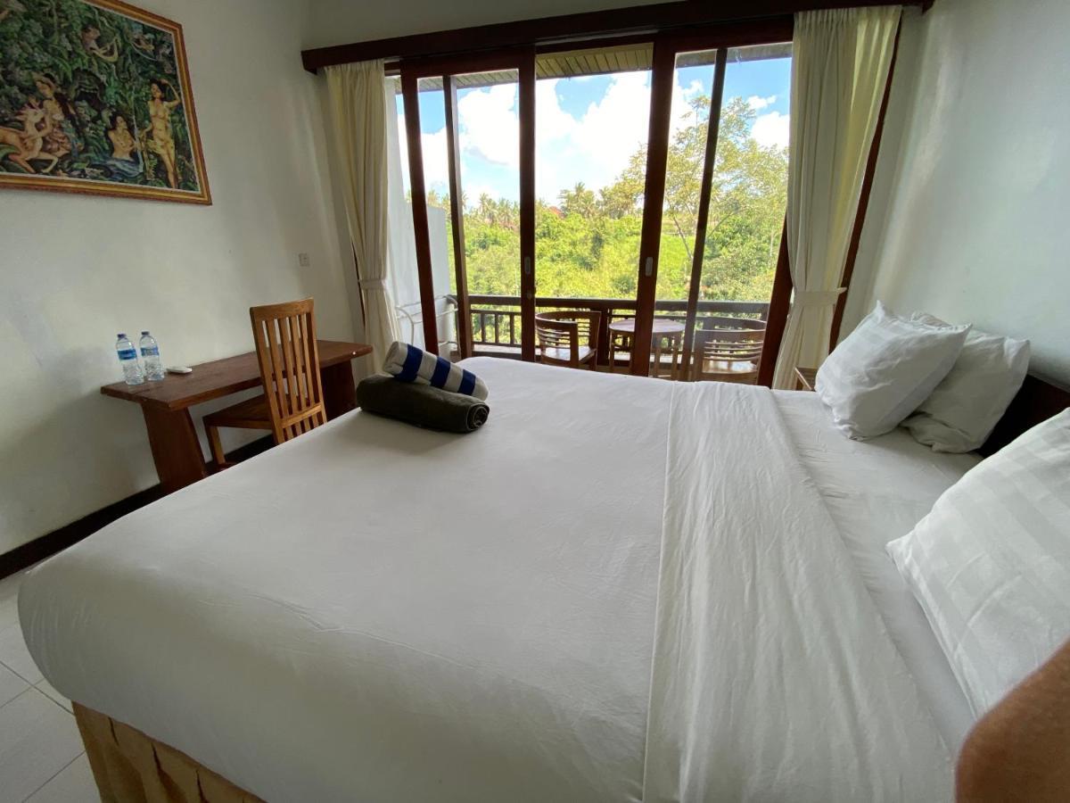 D'Tepi Ubud House Extérieur photo