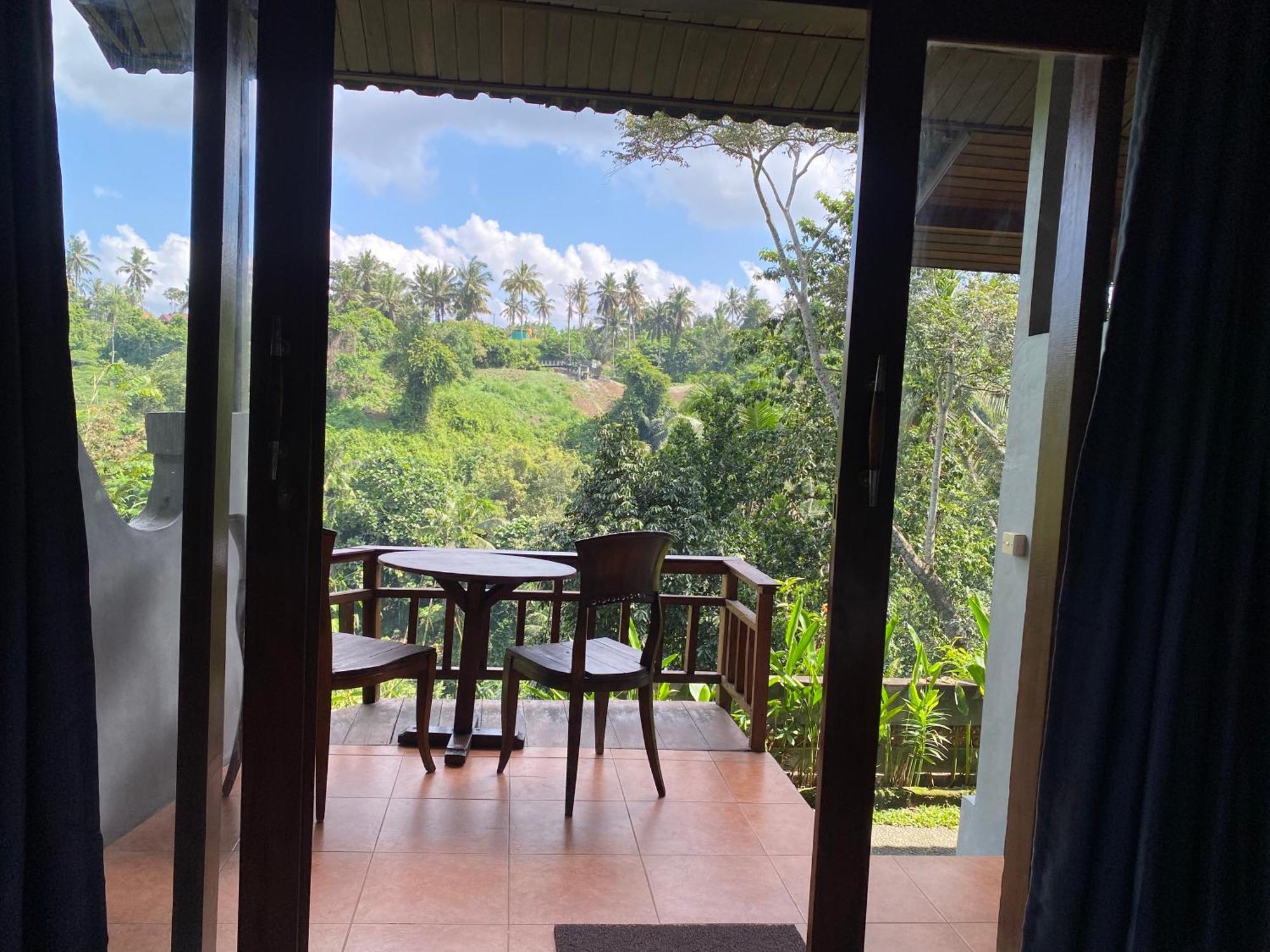 D'Tepi Ubud House Extérieur photo